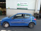 peugeot 206 berlina del año 2000