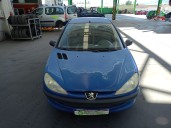 peugeot 206 berlina del año 2000