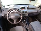 peugeot 206 berlina del año 2002