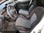 peugeot 206 berlina del año 2002