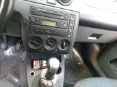 ford fiesta (cbk) del año 2003