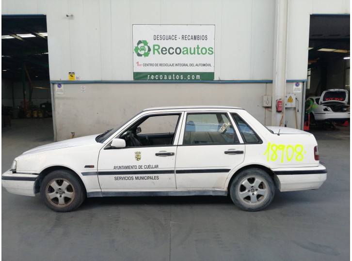 volvo serie 460 del año 1996