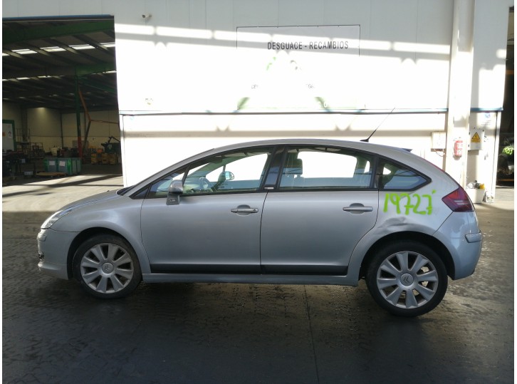 citroën c4 berlina del año 2006