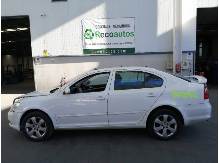 skoda octavia berlina (1z3) del año 2009