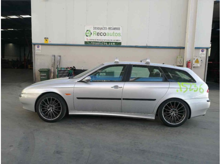 Alfa Romeo 156 Sportwagon (116) from the year 2000