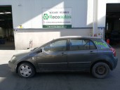 toyota corolla (e12) del año 2004