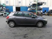 toyota auris del año 2008