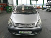 citroën xsara picasso from the year 2000