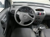 opel corsa c del año 2003