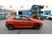 peugeot 206 berlina del año 1999