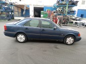 mercedes-benz clase c (w202) berlina del año 1993