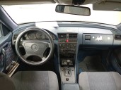 mercedes-benz clase c (w202) berlina del año 1993
