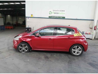 peugeot 208 from year 2017