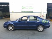 lancia lybra berlina del año 2002