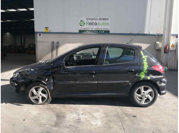 peugeot 206 berlina del año 2005