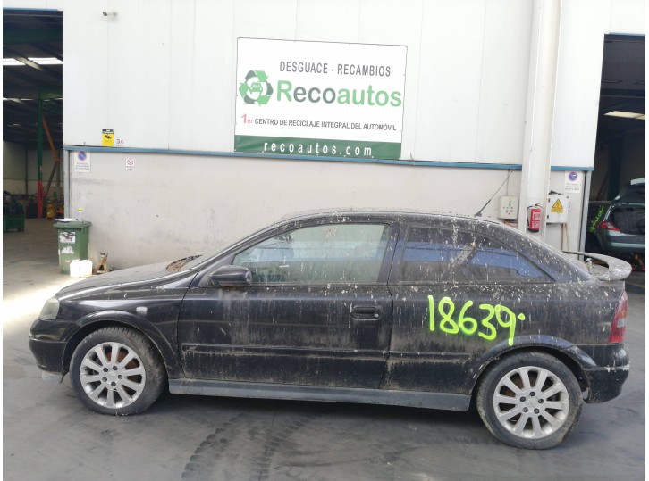 opel astra g berlina del año 2003