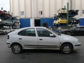 renault megane i fase 2 berlina (ba0) del año 1999