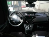 lancia ypsilon (402) del año 2013