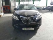 lancia ypsilon (402) del año 2013