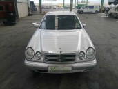 mercedes-benz clase e (w210) berlina del año 1996