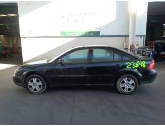 ford mondeo iii sedán (b4y) del año 2001