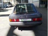 ford escort berlina del año 1989