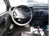 ford escort berlina del año 1989