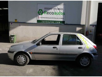 ford fiesta (dx) del año 2000