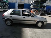 ford fiesta (dx) del año 2000