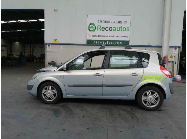 renault scenic ii del año 2004