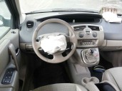 renault scenic ii del año 2004