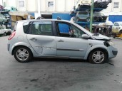 renault scenic ii del año 2004