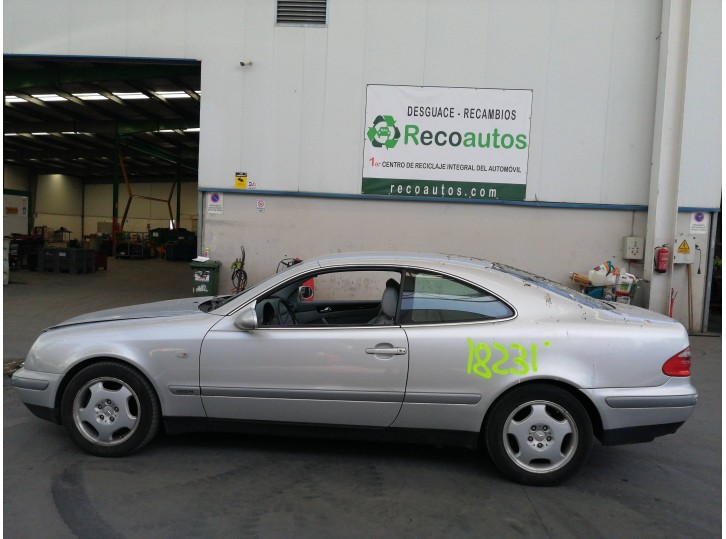 mercedes-benz clase clk (w208) coupe del año 1998