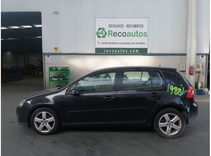 volkswagen golf v berlina (1k1) del año 2008