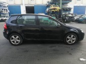 volkswagen golf v berlina (1k1) del año 2008