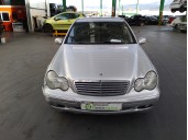 mercedes-benz clase c (w203) berlina del año 2003