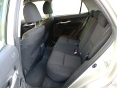 toyota auris del año 2007