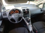 toyota auris del año 2007