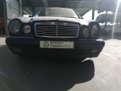 mercedes-benz clase e (w210) berlina del año 1999