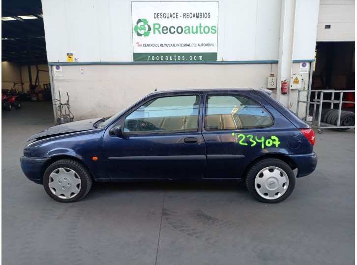 ford fiesta berlina (dx) del año 1997