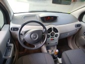 renault modus del año 2004