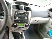 kia cerato del año 2005