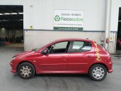 peugeot 206 berlina del año 2004