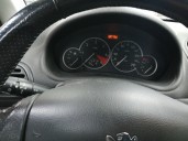peugeot 206 berlina del año 2004