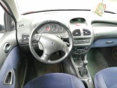 peugeot 206 berlina del año 2004
