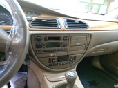 jaguar s-type del año 2000