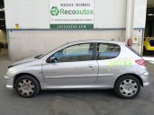 peugeot 206 berlina del año 2004