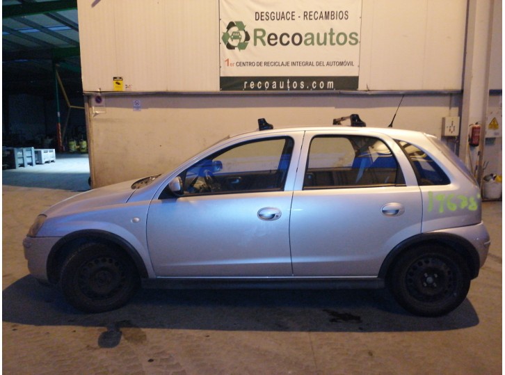 opel corsa c del año 2006