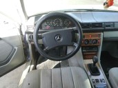 mercedes-benz clase e (w124) berlina del año 1992
