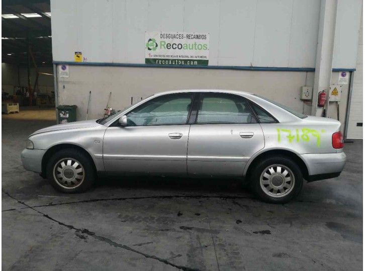 audi a4 berlina (b5) del año 2000